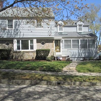 25 Evans Ave, Rutherford, NJ 07070