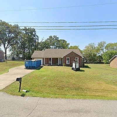 2508 Atwood Dr, Clarksville, TN 37040