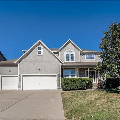 25106 W 85 Th Ter, Lenexa, KS 66227