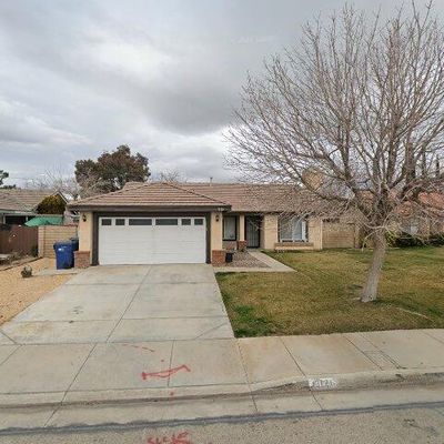 3121 Viana Dr, Palmdale, CA 93550