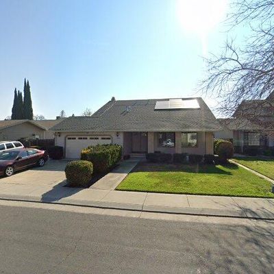 3130 Angel Dr, Stockton, CA 95209