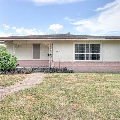 314 E 6th Street, Bishop, TX 78343