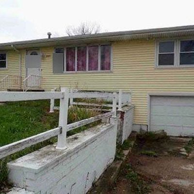 31684 Highway 14, Parkersburg, IA 50665