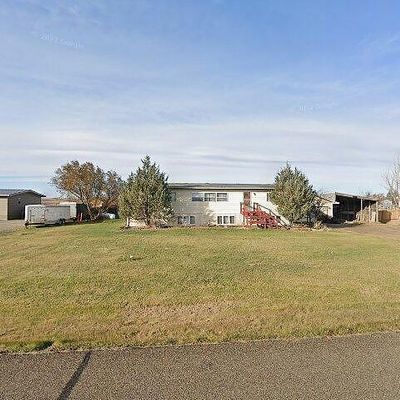 3167 111 E Ave Sw, Dickinson, ND 58601