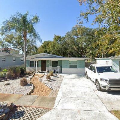 318 Bath St, Tarpon Springs, FL 34689