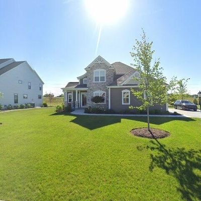 3190 Castle Rock Dr, Summit, WI 53066