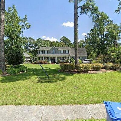 3195 Northwoods Dr, Jacksonville, NC 28540