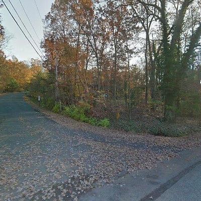 3204 Rockhill Rd, Perkiomenville, PA 18074