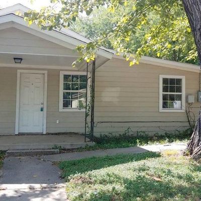 321 N Ruddell St, Denton, TX 76209