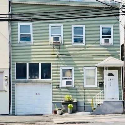 323 1/2 Jefferson St, Newark City, NJ 07105