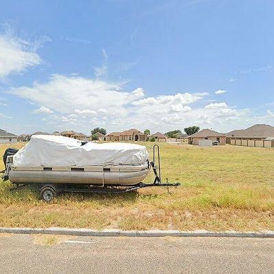 323 Santa Isabel Ln, Rio Grande City, TX 78582