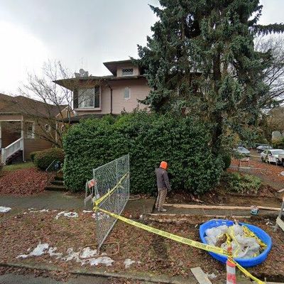 323 W Garfield St, Seattle, WA 98119