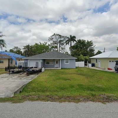 3235 Yorktown St, Sarasota, FL 34231