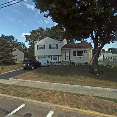 326 Cromwell Pl, South Plainfield, NJ 07080