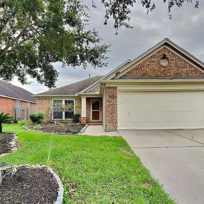 3260 Gladewater Ln, League City, TX 77573