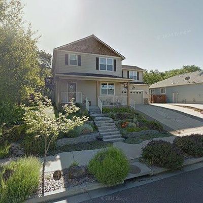 331 Patricia Ln, Eagle Point, OR 97524