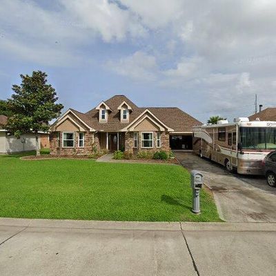 335 Moonraker Dr, Slidell, LA 70458