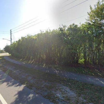 3372 Jog Park Dr, Greenacres, FL 33467