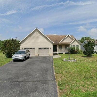 3374 Navigator Dr, Greenbackville, VA 23356