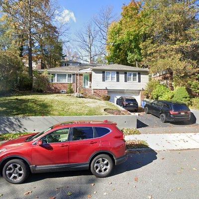 3 Collamore Ter, West Orange, NJ 07052