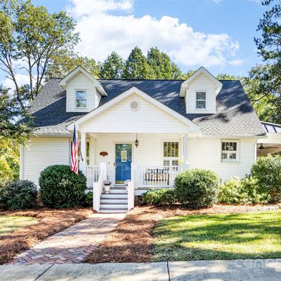 300 N Providence St, Waxhaw, NC 28173