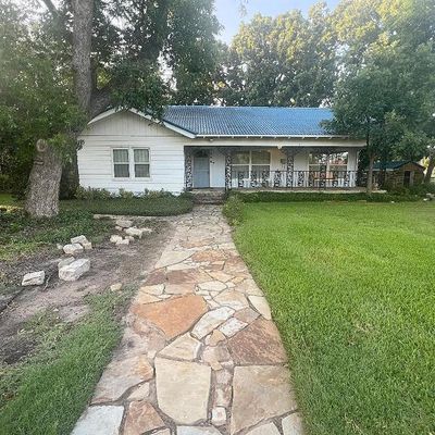 300 W Wilson Ave, Whitney, TX 76692