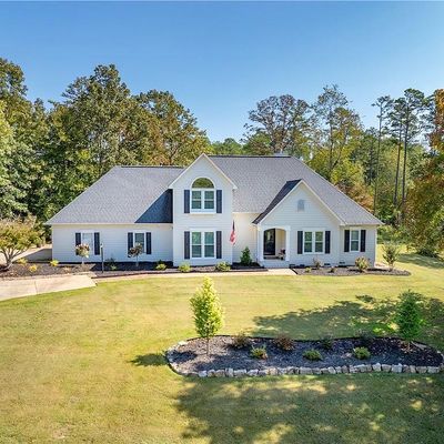 301 Cross Creek Dr, Seneca, SC 29678