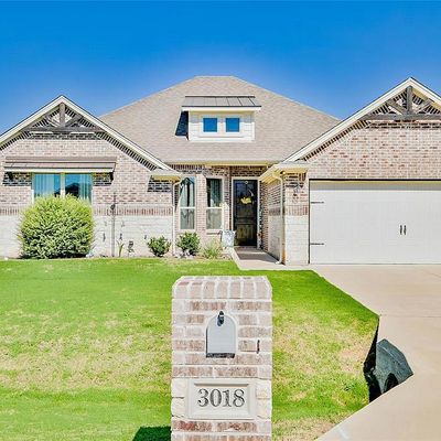 3018 Promenade Dr, Granbury, TX 76049