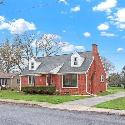 302 Reading Rd, Shippensburg, PA 17257