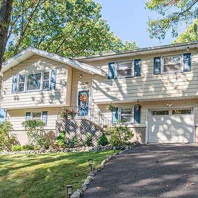 304 Conklintown Rd, Ringwood, NJ 07456