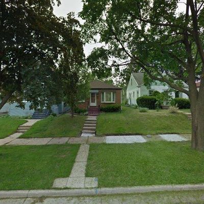 3647 E Van Norman Ave, Cudahy, WI 53110