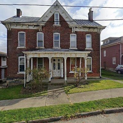 37 Division St, Greensburg, PA 15601