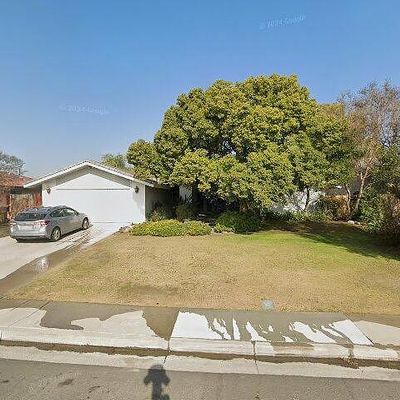 3700 Bianchi Way, Bakersfield, CA 93309