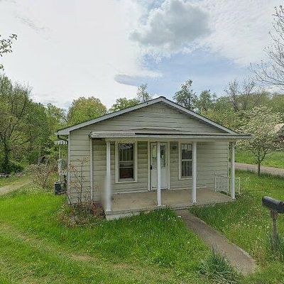 371 Martin St, Saint Albans, WV 25177