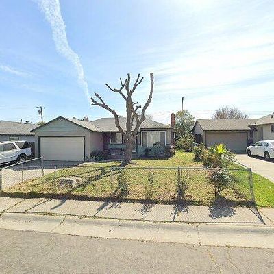 3800 Lowry Dr, North Highlands, CA 95660