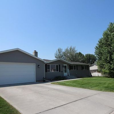 3820 Geneva Dr, Ammon, ID 83406