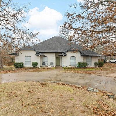 385 Timber Lakes Dr, Powderly, TX 75473