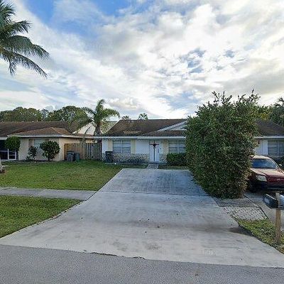 3860 Van Cott St, West Palm Beach, FL 33403