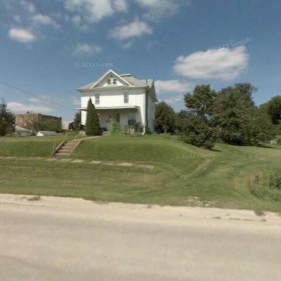 387 Cleveland St, Parnell, IA 52325