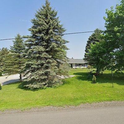 3898 Beaver Dam Rd, West Bend, WI 53090