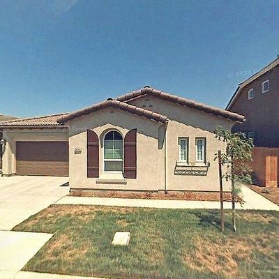 3914 W Flagstaff Ave, Visalia, CA 93291