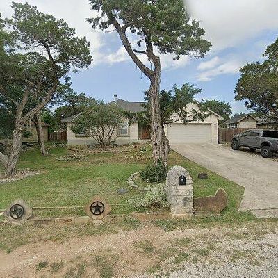 4 Hollyberry Ln, Wimberley, TX 78676