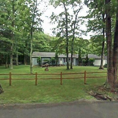 401 Schoolhouse Rd, East Stroudsburg, PA 18302