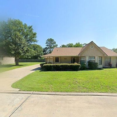 4018 Oak Ridge Dr, Baytown, TX 77523