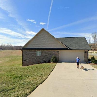 4023 Ridgeline Dr, Kernersville, NC 27284