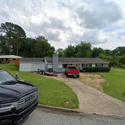 3416 Prince George Dr, Montgomery, AL 36109