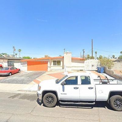 344 Yosemite St, Las Vegas, NV 89107