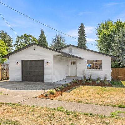 355 E Hereford St, Gladstone, OR 97027