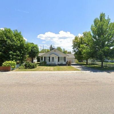 362 S Stout Ave, Blackfoot, ID 83221