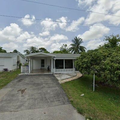 4300 Nw 48 Th Ave, Lauderdale Lakes, FL 33319